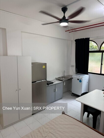Sims Avenue (D14), Apartment #561525791